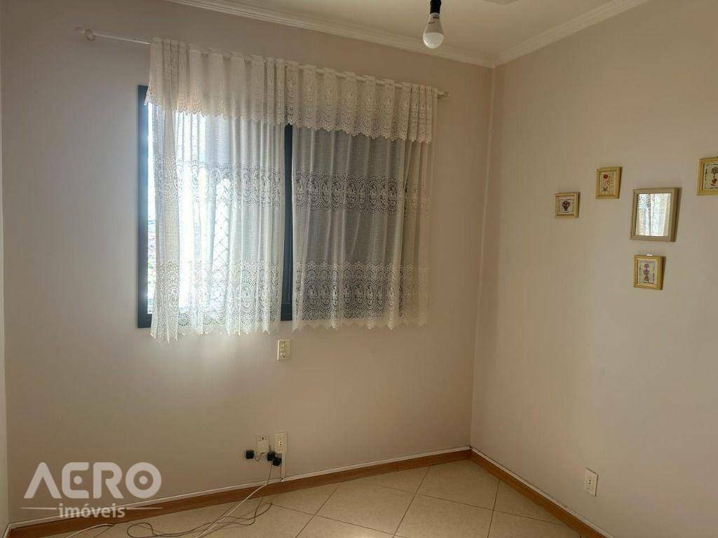 Apartamento à venda com 3 quartos, 84m² - Foto 8