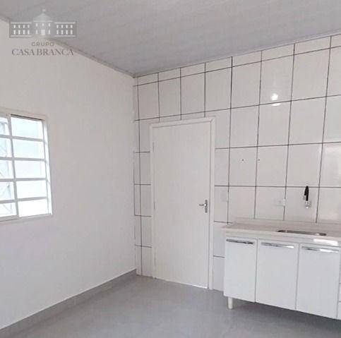 Casa à venda com 2 quartos, 95m² - Foto 11