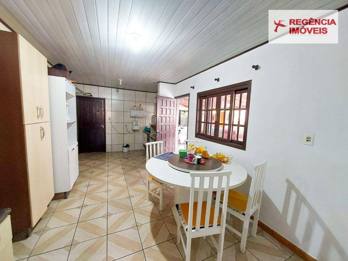 Casa à venda com 3 quartos, 110m² - Foto 10