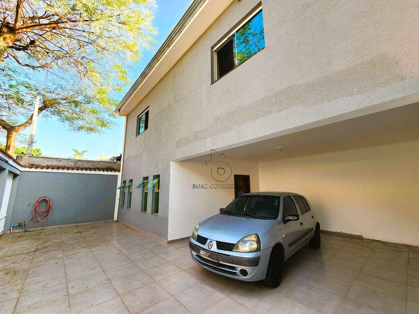 Casa à venda com 5 quartos, 363m² - Foto 2