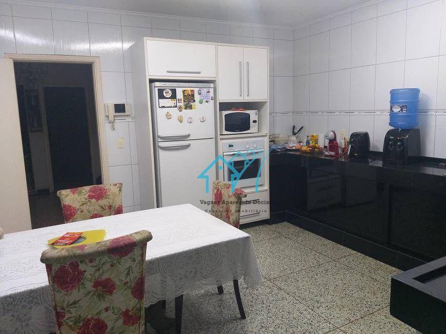 Sobrado à venda com 3 quartos, 355M2 - Foto 19