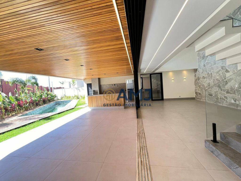 Sobrado à venda com 4 quartos, 314m² - Foto 8