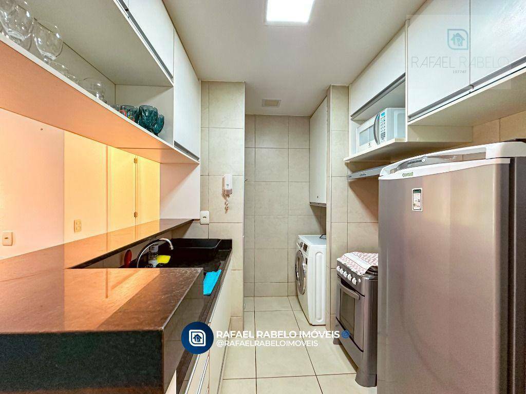 Apartamento à venda com 2 quartos, 65m² - Foto 3