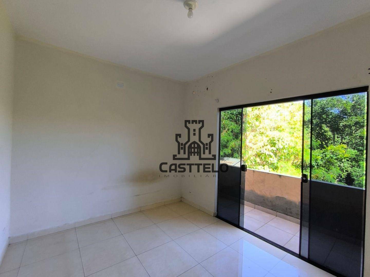 Casa para alugar com 2 quartos, 60m² - Foto 12