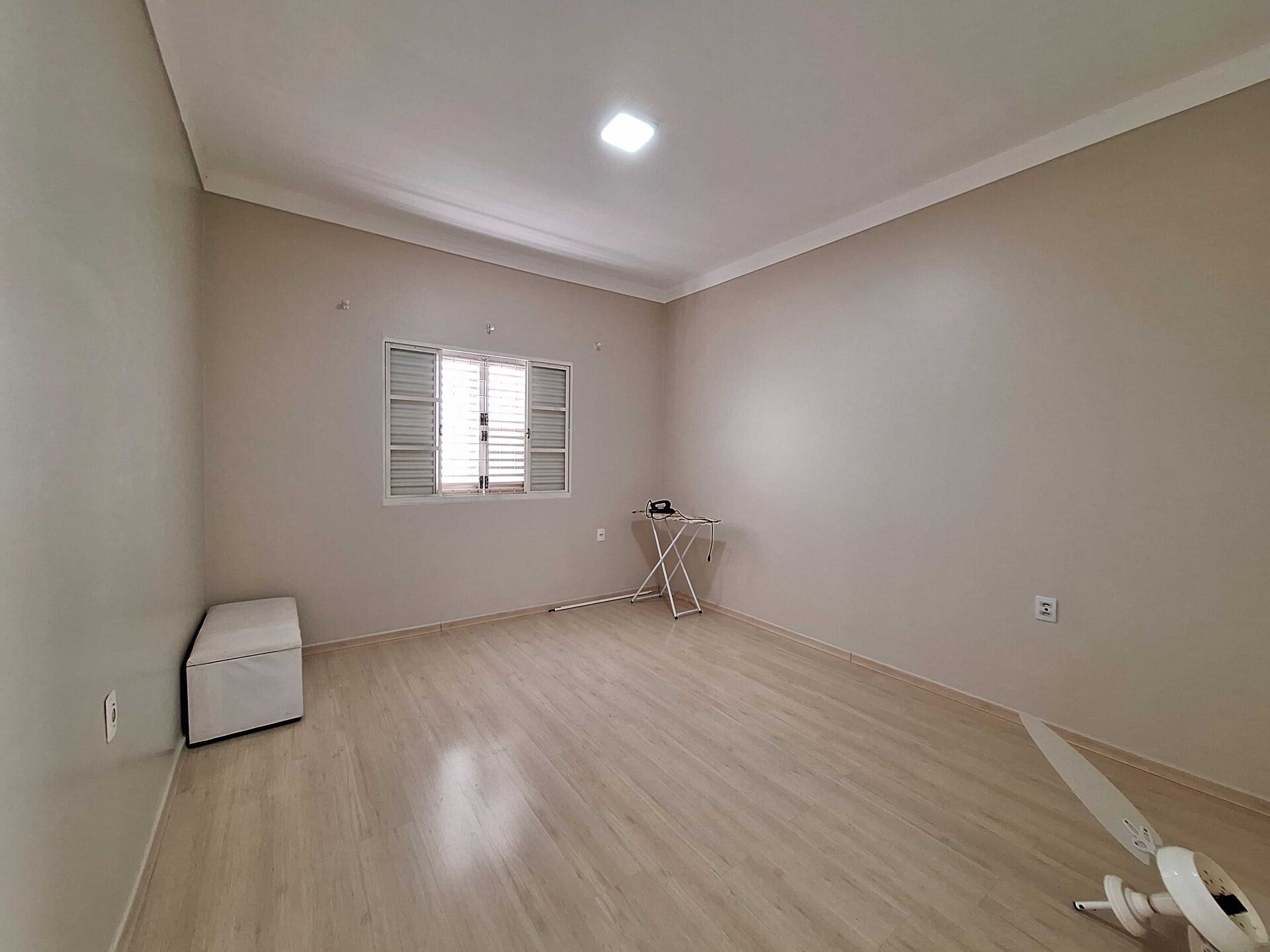 Casa para alugar com 2 quartos, 125m² - Foto 21