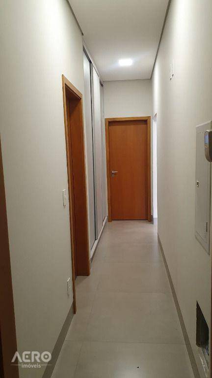 Casa de Condomínio à venda com 3 quartos, 240m² - Foto 21