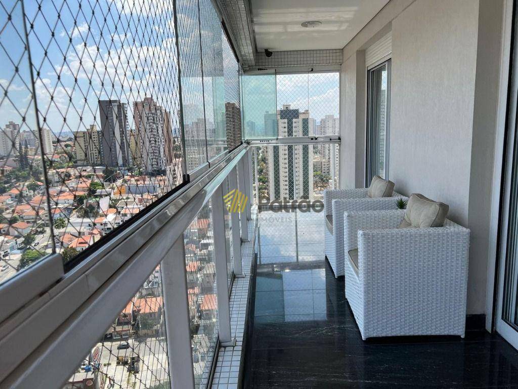 Apartamento à venda com 3 quartos, 227m² - Foto 22