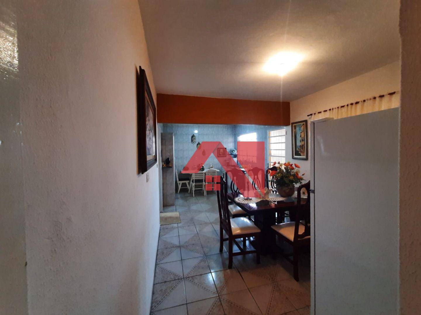 Casa à venda com 3 quartos, 176m² - Foto 14