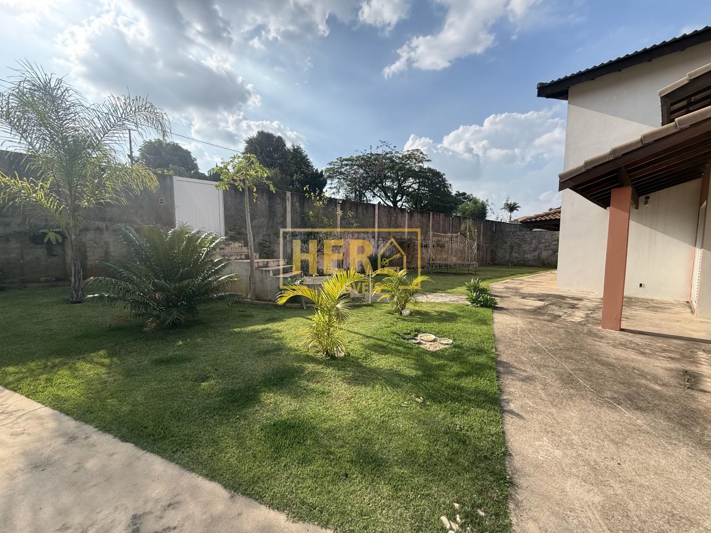 Chácara à venda com 7 quartos, 2120m² - Foto 8