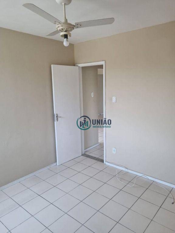 Apartamento à venda com 2 quartos, 76m² - Foto 3