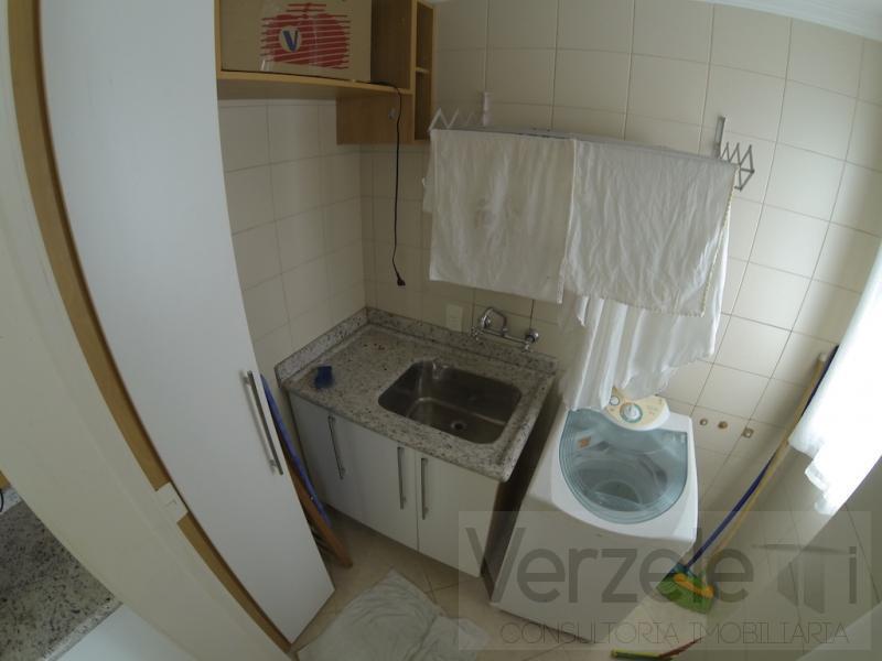 Apartamento à venda com 3 quartos, 127m² - Foto 9