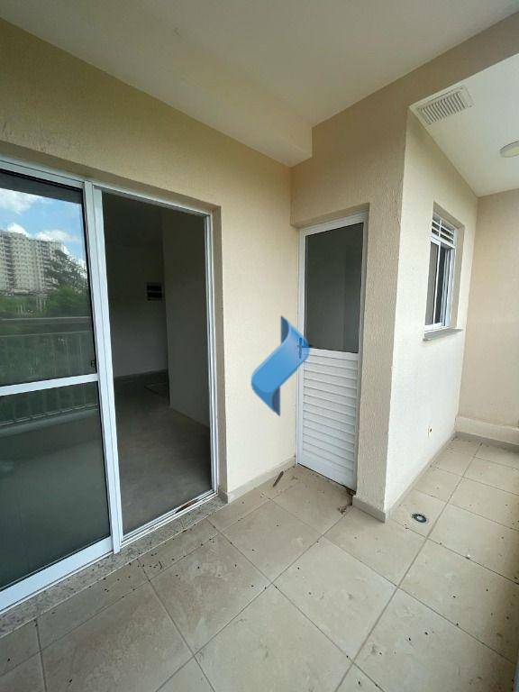 Apartamento à venda com 2 quartos, 63m² - Foto 10