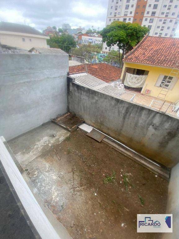 Sobrado à venda com 3 quartos, 250M2 - Foto 8