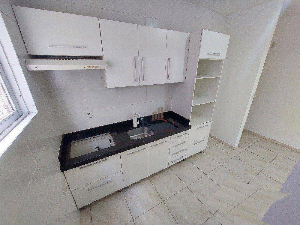 Apartamento à venda com 2 quartos, 53m² - Foto 7