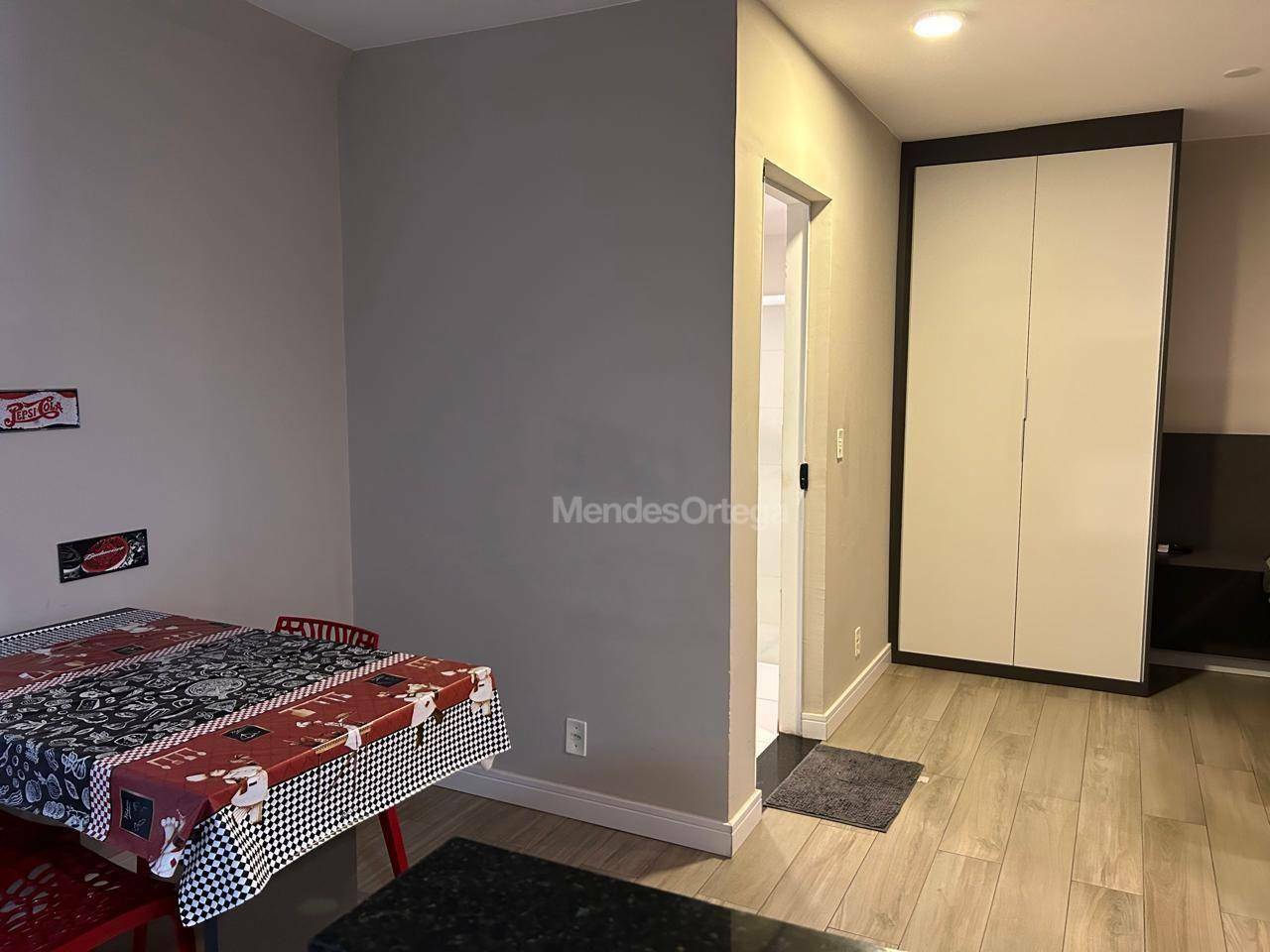 Apartamento para alugar com 1 quarto, 44m² - Foto 9