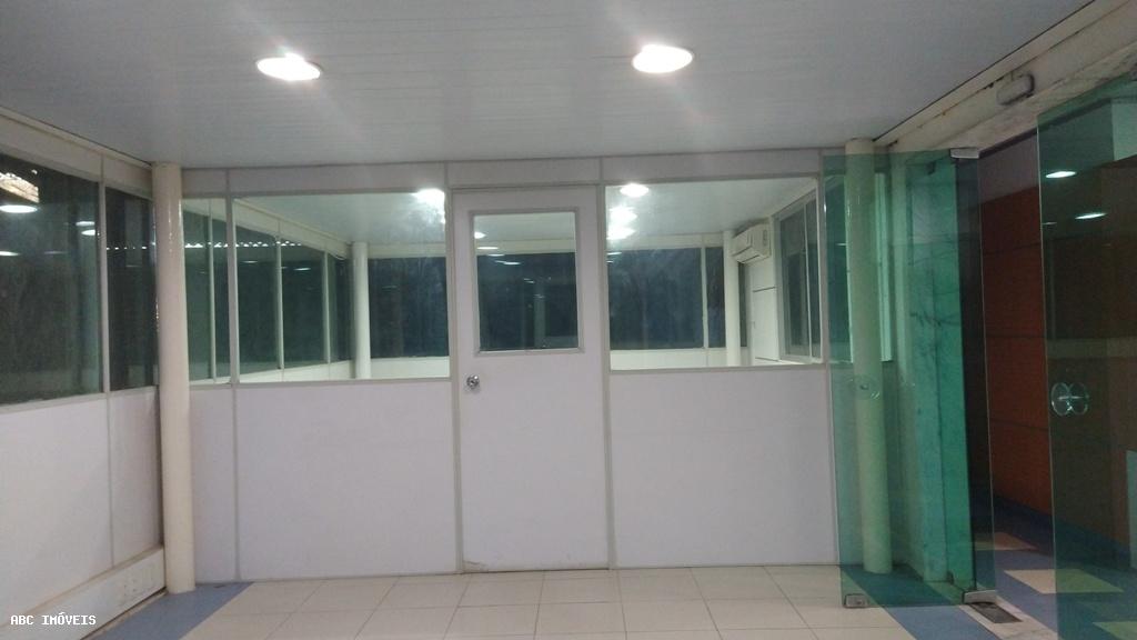 Depósito-Galpão-Armazém para alugar com 2 quartos, 2500m² - Foto 13