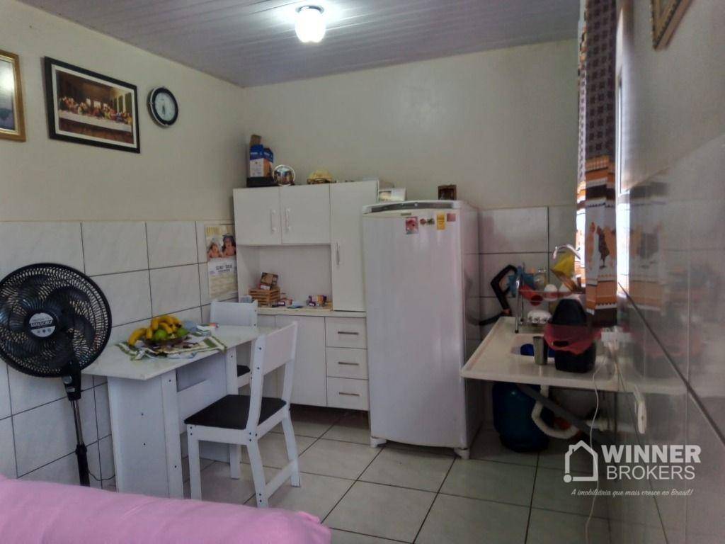 Casa à venda com 2 quartos, 100m² - Foto 7