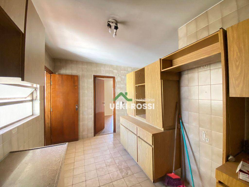 Apartamento à venda com 3 quartos, 103m² - Foto 12