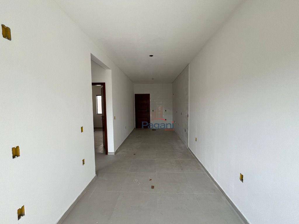 Casa à venda com 2 quartos, 53m² - Foto 5