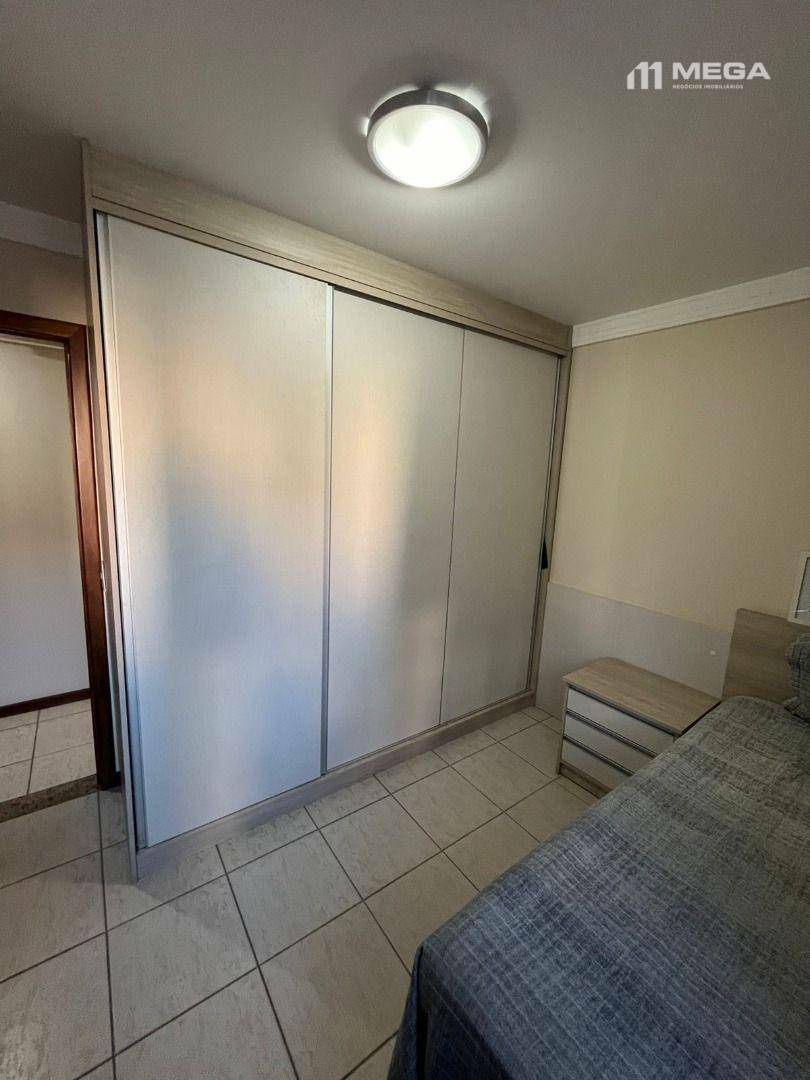 Apartamento à venda com 4 quartos, 180m² - Foto 8