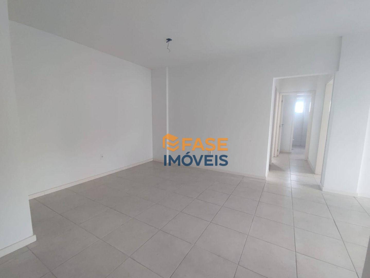 Apartamento à venda com 3 quartos, 79m² - Foto 7