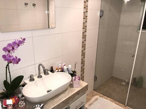 Apartamento à venda com 3 quartos, 220m² - Foto 8