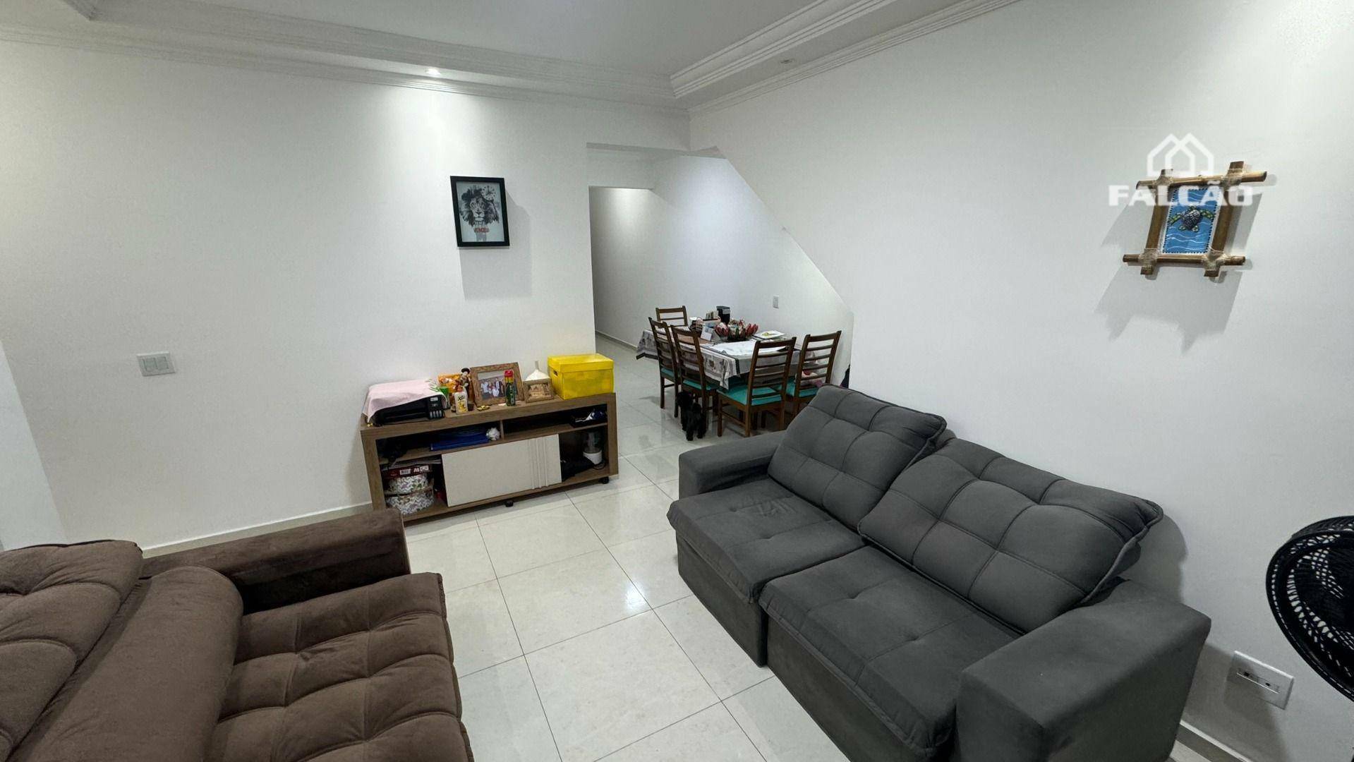 Casa à venda com 2 quartos, 100m² - Foto 3