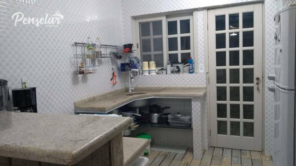 Apartamento à venda com 2 quartos, 60m² - Foto 13