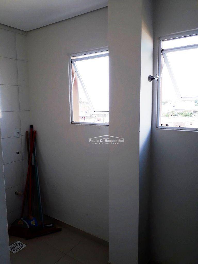 Apartamento à venda com 2 quartos, 62m² - Foto 12