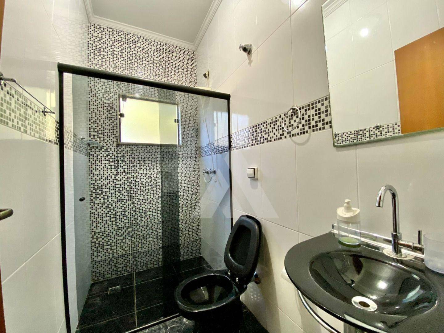 Casa à venda com 3 quartos, 178m² - Foto 14