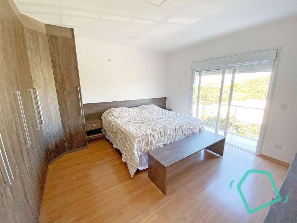 Casa de Condomínio à venda com 3 quartos, 228m² - Foto 26