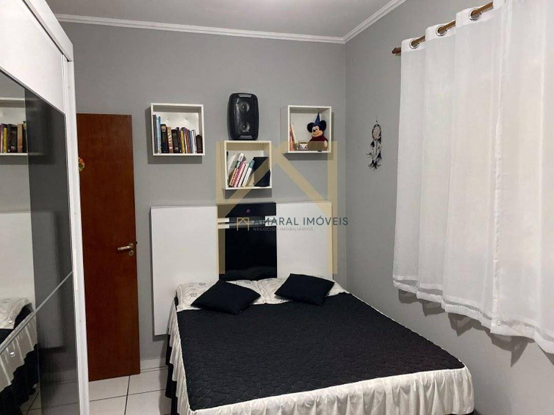 Casa à venda com 2 quartos, 107m² - Foto 5