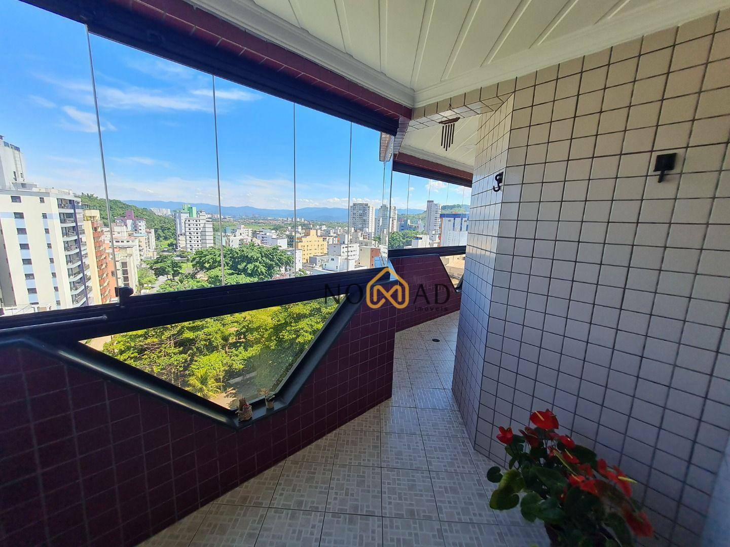 Apartamento à venda com 2 quartos, 80m² - Foto 1