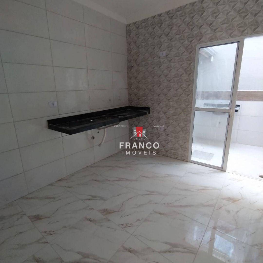 Sobrado à venda com 2 quartos, 58m² - Foto 14