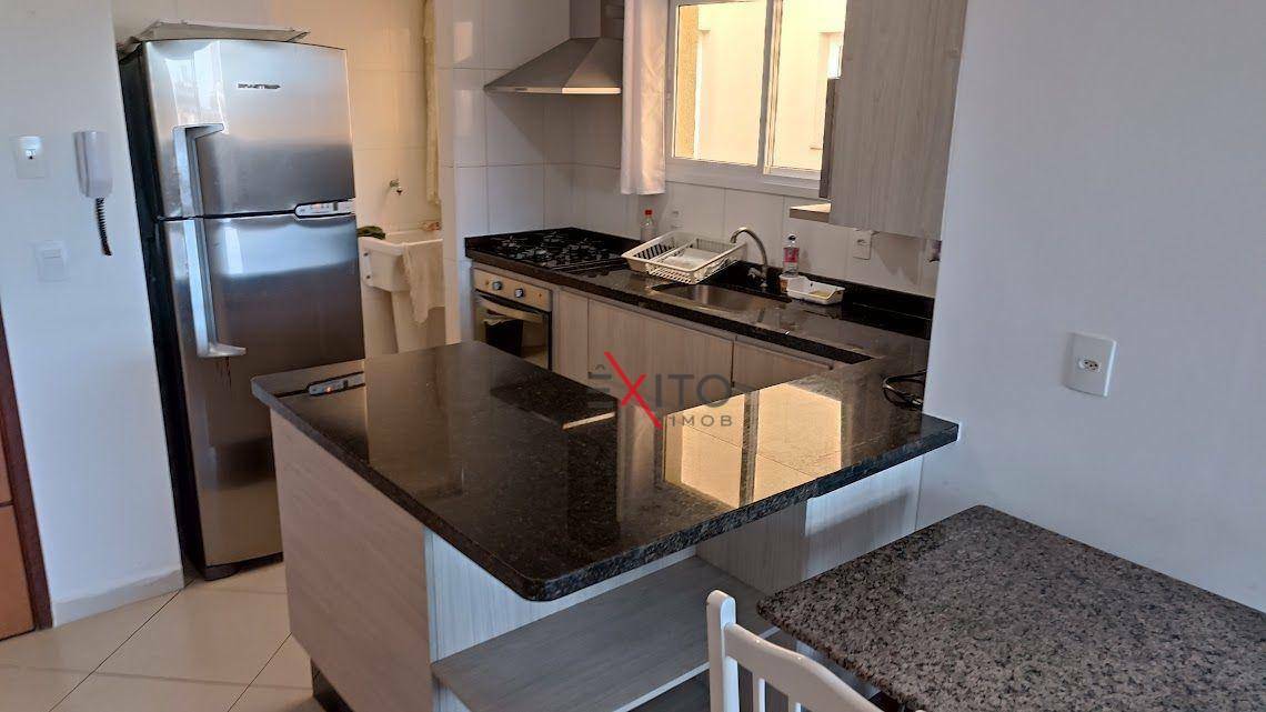 Apartamento à venda com 2 quartos, 64m² - Foto 5