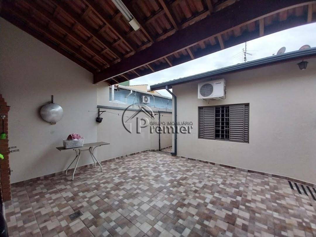 Casa à venda com 4 quartos, 150m² - Foto 17