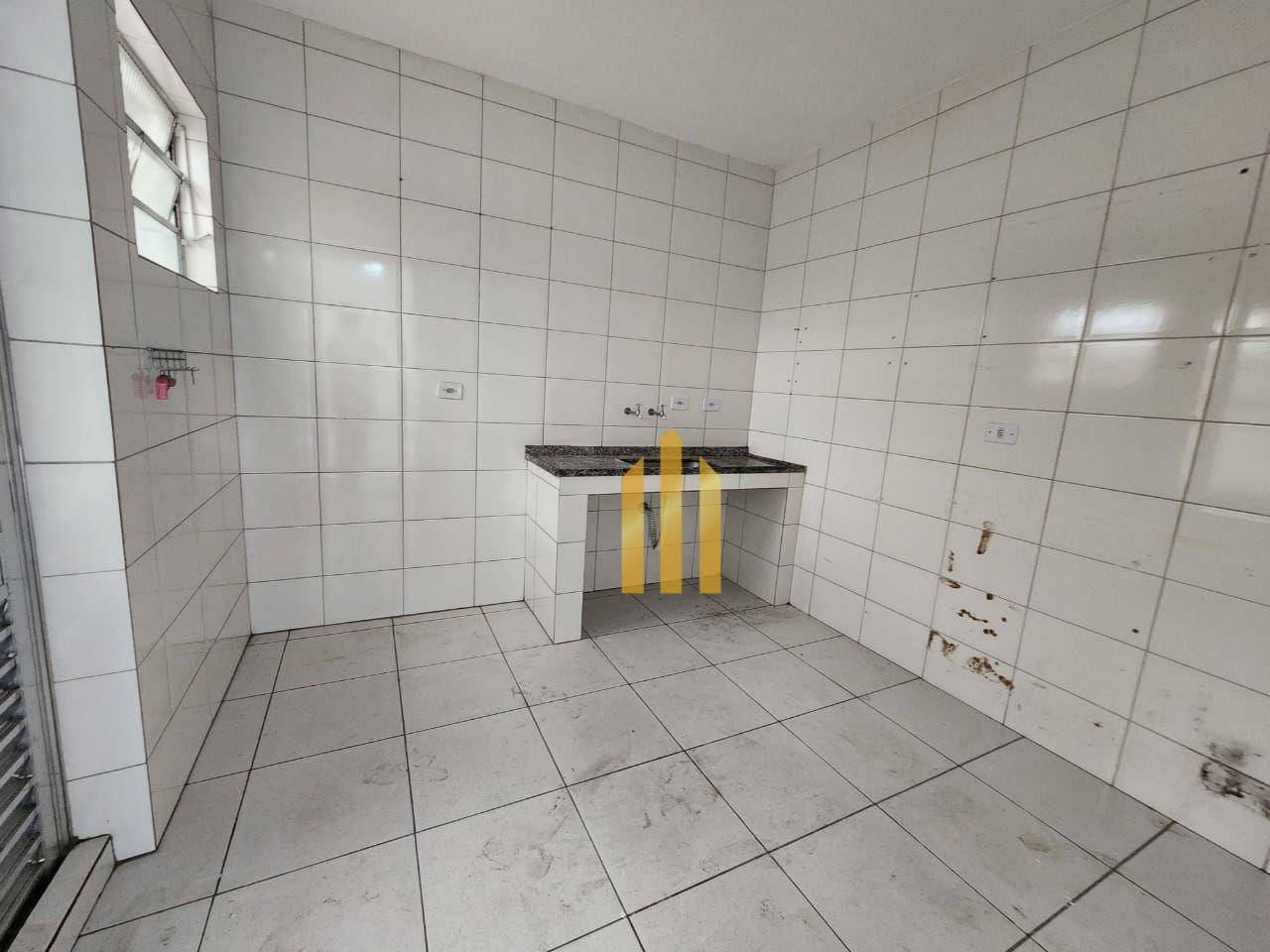 Sobrado para alugar com 2 quartos, 64m² - Foto 8