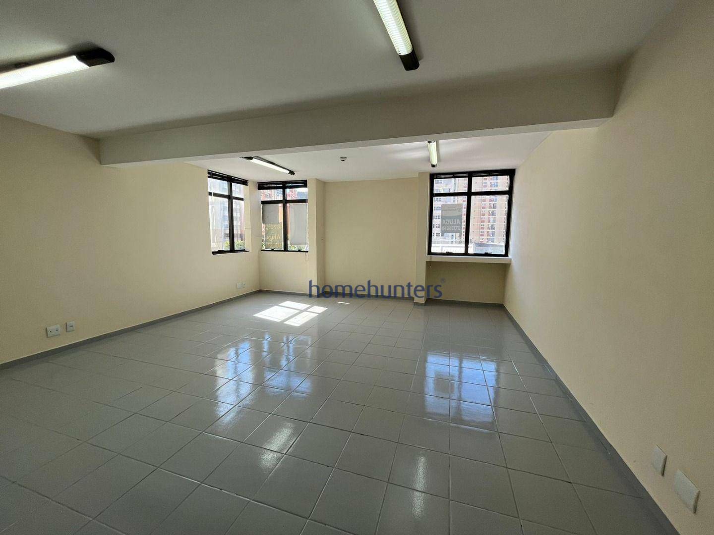 Conjunto Comercial-Sala para alugar, 60m² - Foto 2