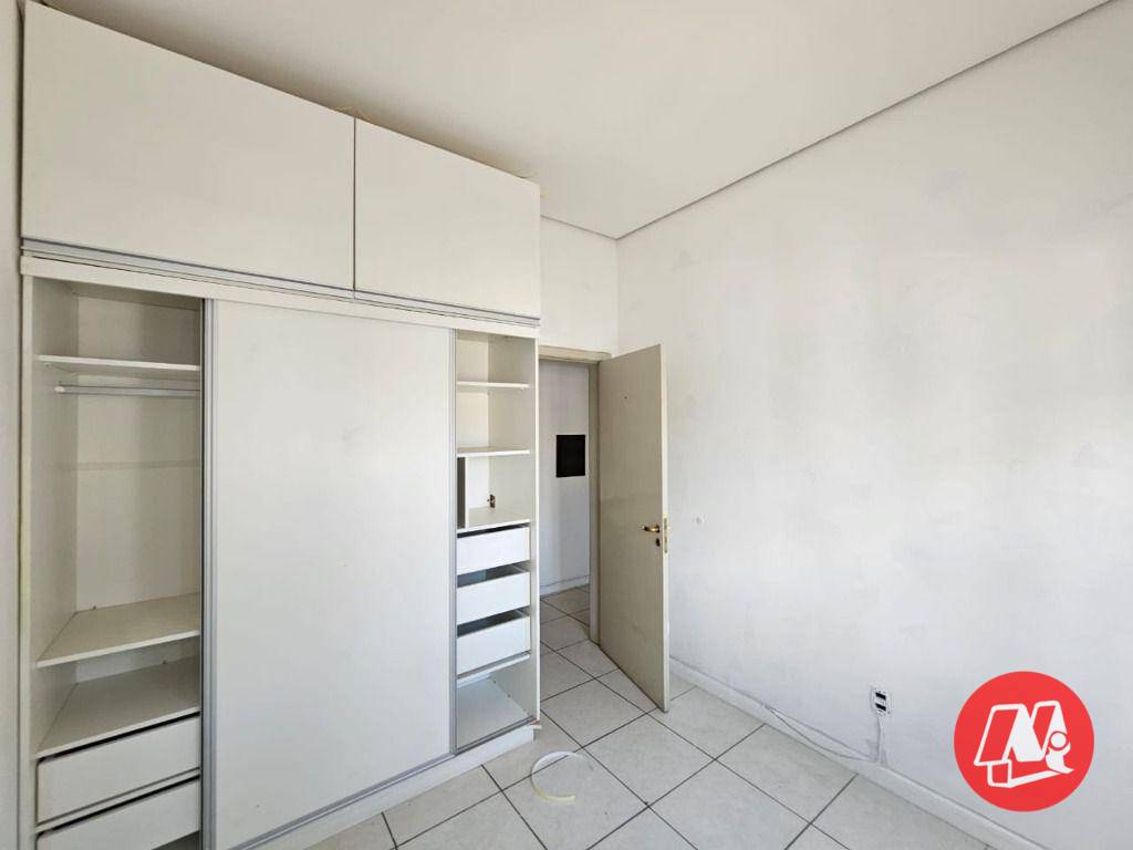 Sobrado à venda com 3 quartos, 100m² - Foto 14