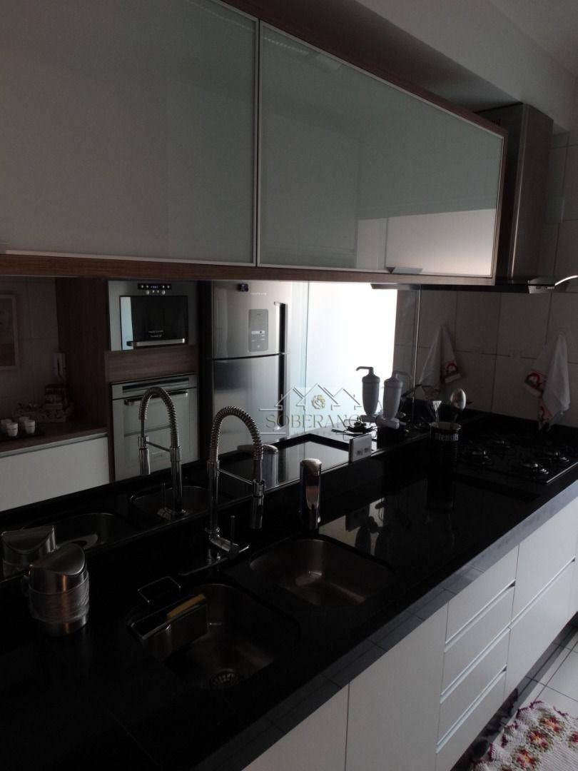 Apartamento à venda com 3 quartos, 115m² - Foto 9