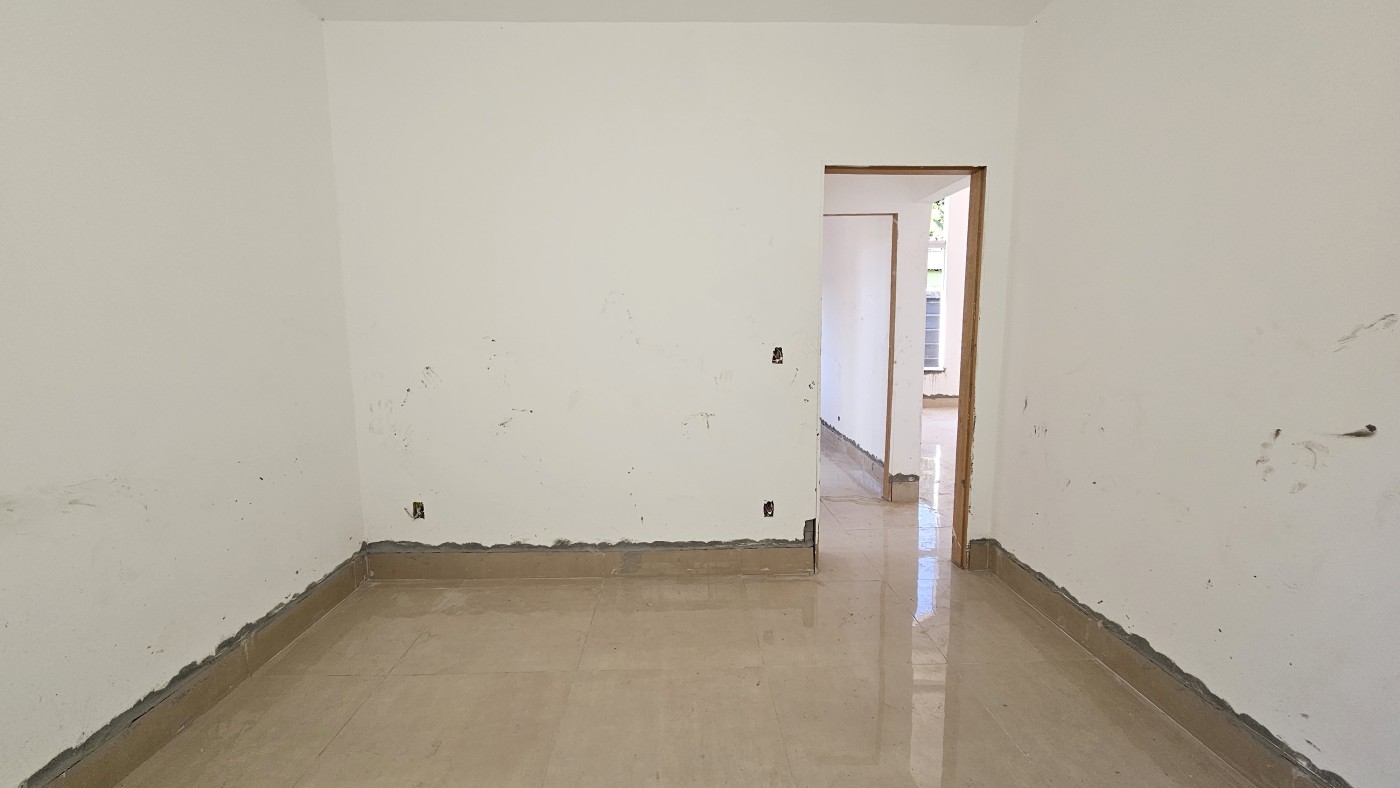 Casa à venda com 3 quartos, 233m² - Foto 7
