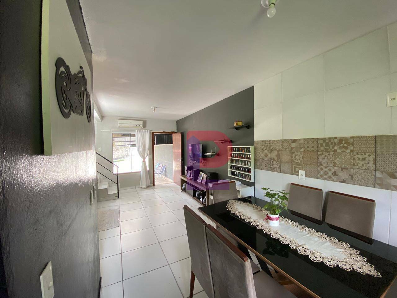 Casa à venda com 2 quartos, 65m² - Foto 5
