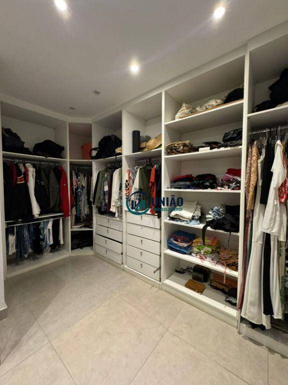 Casa à venda com 4 quartos, 1000m² - Foto 55