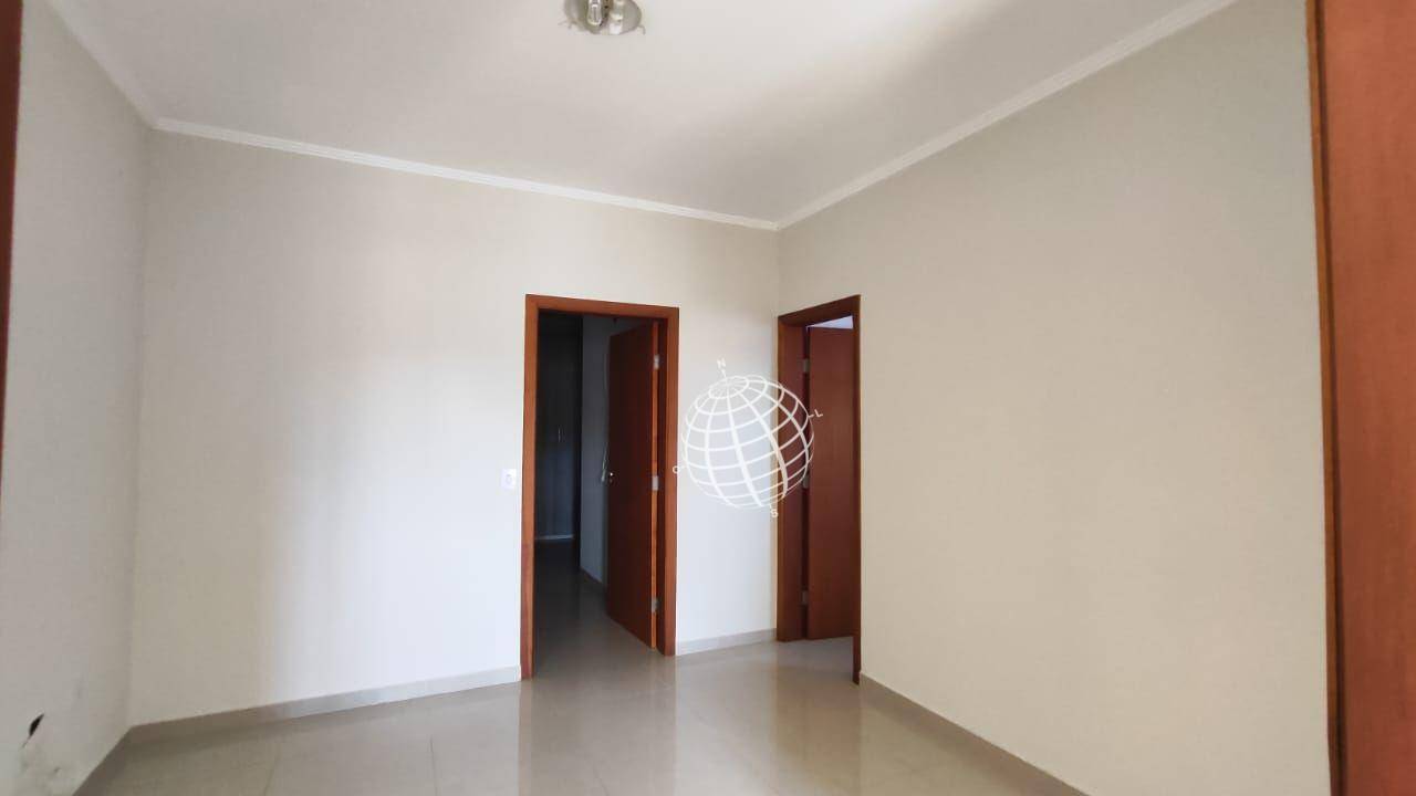 Casa à venda com 3 quartos, 200m² - Foto 19