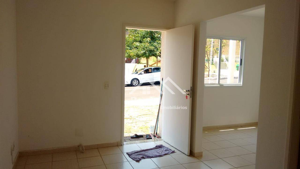 Casa de Condomínio à venda com 3 quartos, 99m² - Foto 2