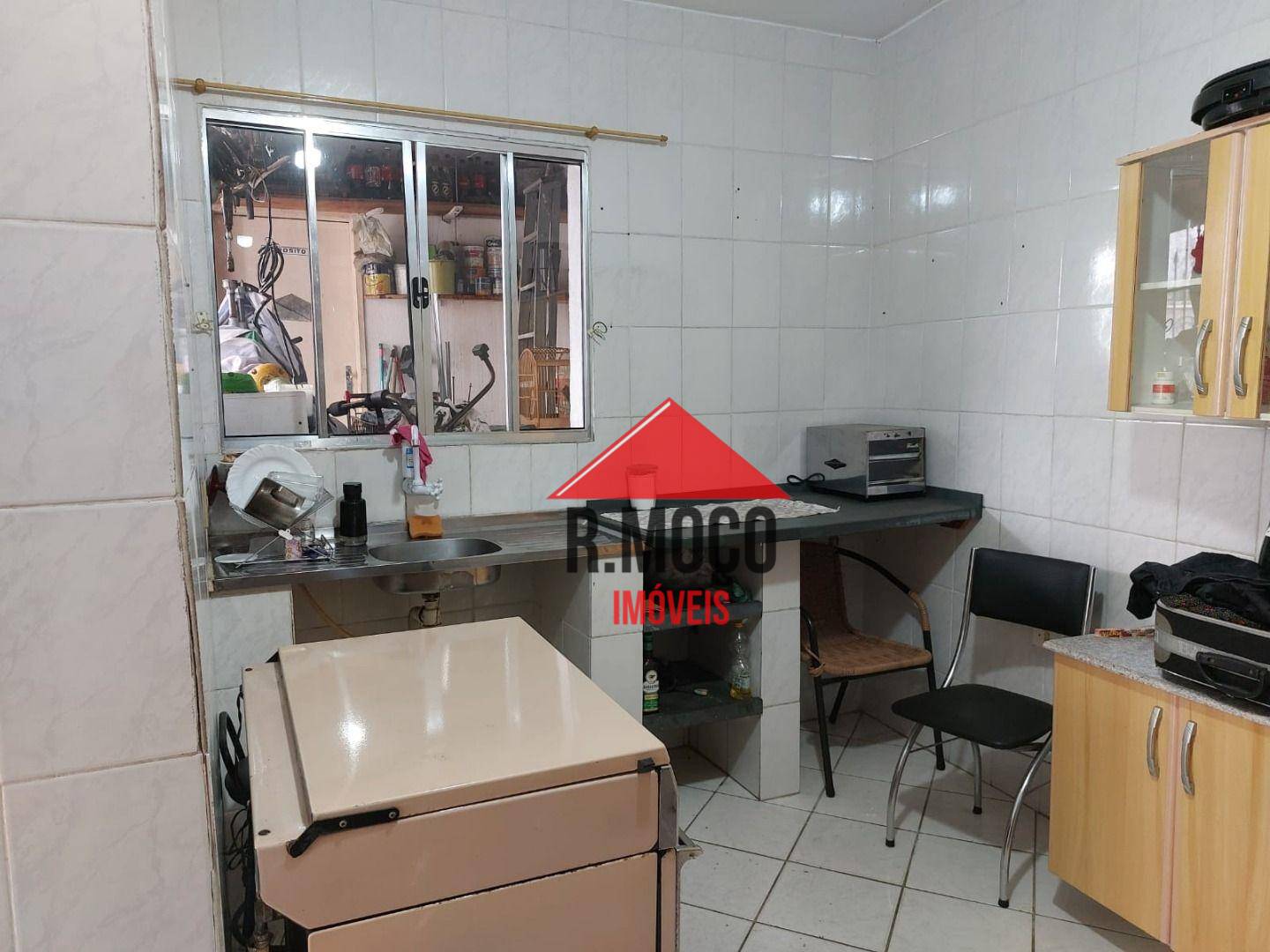 Sobrado à venda com 8 quartos, 100m² - Foto 4