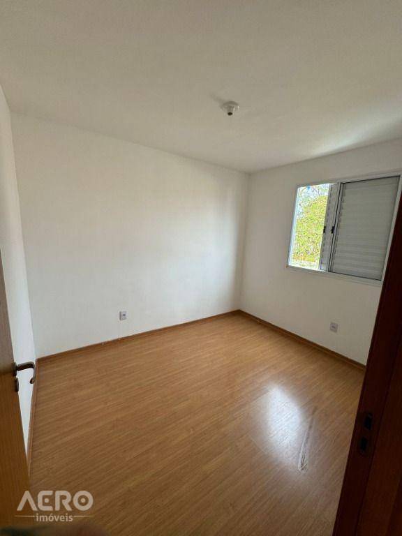 Apartamento à venda com 2 quartos, 42m² - Foto 6