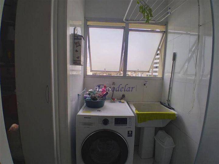 Apartamento à venda com 2 quartos, 67m² - Foto 11