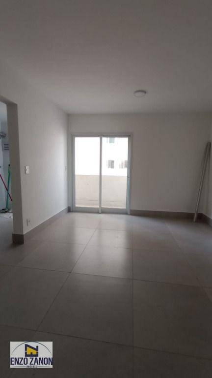 Apartamento para alugar com 2 quartos, 64m² - Foto 2