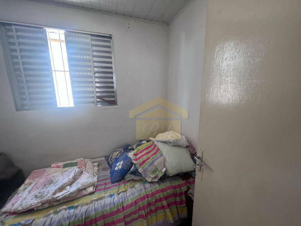 Casa à venda com 2 quartos, 105m² - Foto 12